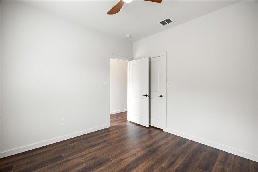 Spacious, unfurnished interior of a new home in , Granbury (Image 17). Spacious, unfurnished interior of a new home in , Granbury (Image 17).