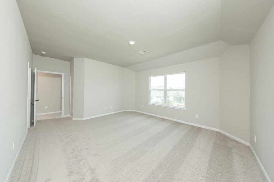 Spacious, unfurnished interior of a new home in Cliffstone Hills, Conroe (Image 20). Spacious, unfurnished interior of a new home in Cliffstone Hills, Conroe (Image 20).