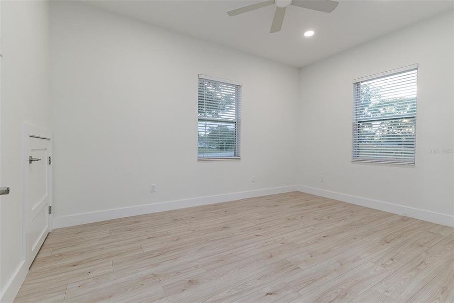 Spacious, unfurnished interior of a new home in , Bartow (Image 24). Spacious, unfurnished interior of a new home in , Bartow (Image 24).
