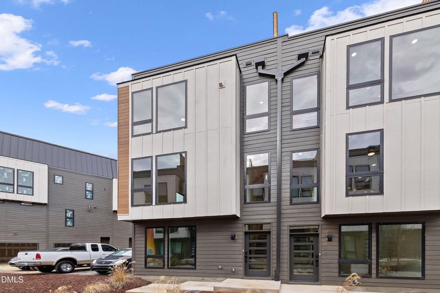 01-512 Gordon St, 305_0797