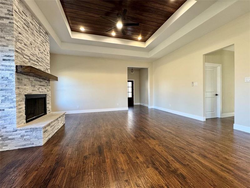 Spacious, unfurnished interior of a new home in , Gun Barrel City (Image 30). Spacious, unfurnished interior of a new home in , Gun Barrel City (Image 30).