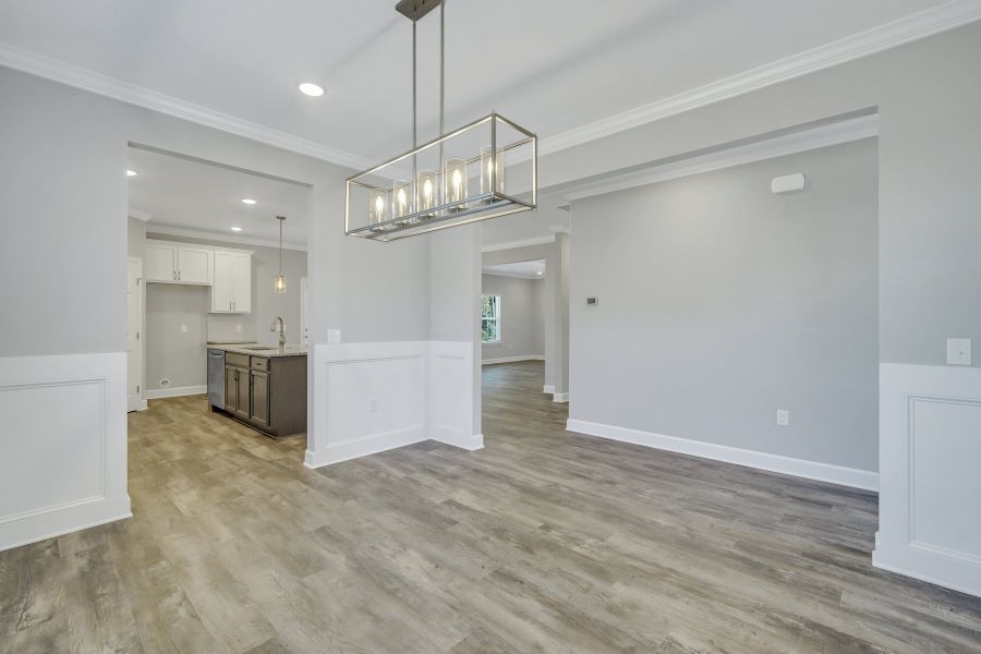 Representative unfurnished interior of a home built from the Nantucket Signature by Ernest Homes in Wexford, Richmond Hill (Image 15). Representative unfurnished interior of a home built from the Nantucket Signature by Ernest Homes in Wexford, Richmond Hill (Image 15).
