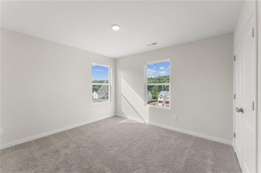 Spacious, unfurnished interior of a new home in The Estates at Gainesville Township, Gainesville (Image 19).