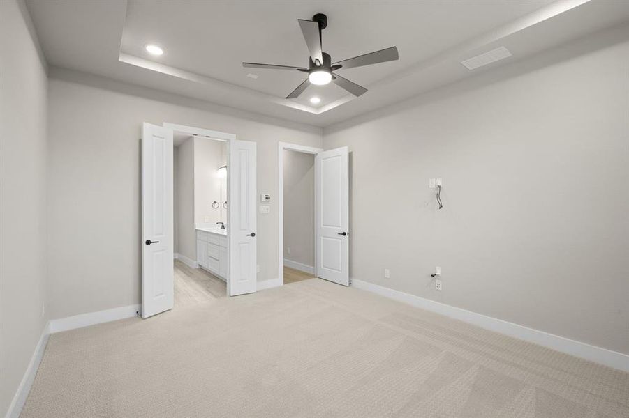 Spacious, unfurnished interior of a new home in Birdsong - Harwood, Mansfield (Image 14).