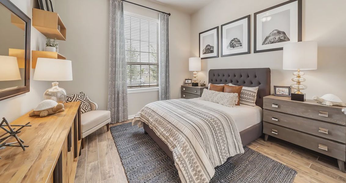 Representative furnished interior of a home built from the Hillcrest by Chesmar Homes in Jordan Ranch 55's, Fulshear (Image 8).
