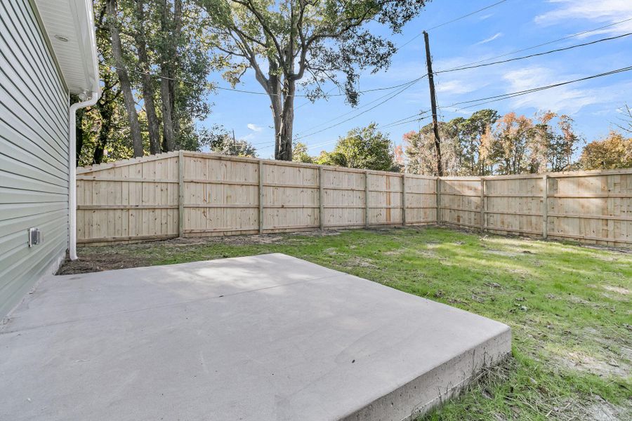 Exterior details and patio area of a home in , North Charleston (Image 32).