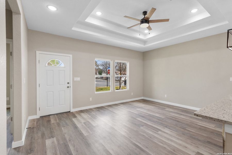 Spacious, unfurnished interior of a new home in , San Antonio (Image 18).