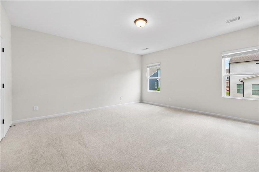 Spacious, unfurnished interior of a new home in , Lilburn (Image 16).