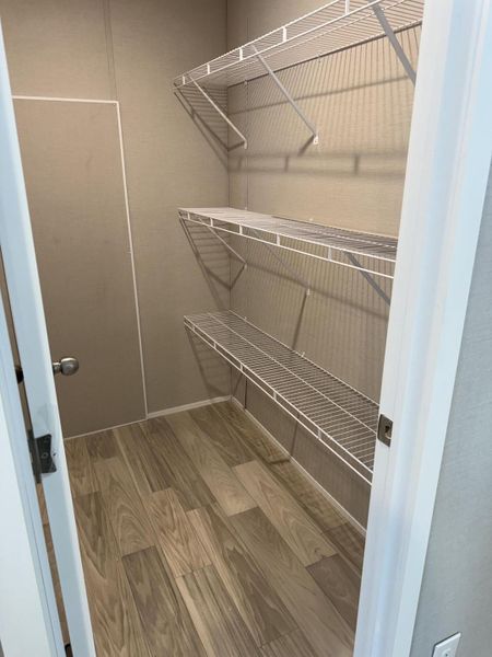 Spacious, unfurnished interior of a new home in , Walterboro (Image 9).