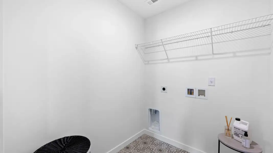 Spacious, unfurnished interior of a new home in Hawks Landing, Apison (Image 19). Spacious, unfurnished interior of a new home in Hawks Landing, Apison (Image 19).