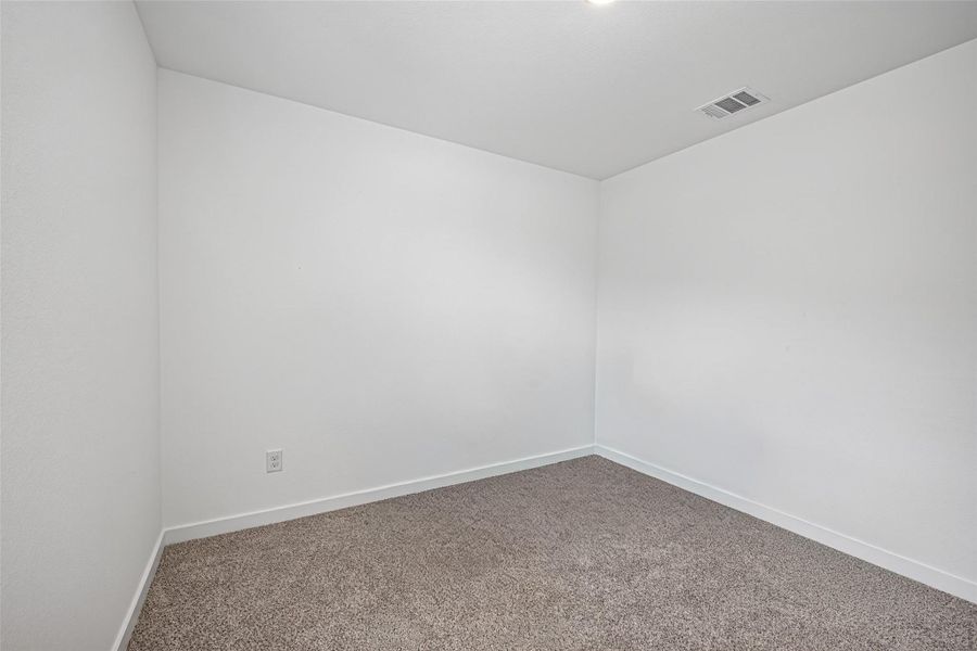 Spacious, unfurnished interior of a new home in Pelican Pointe, Texas City (Image 18). Spacious, unfurnished interior of a new home in Pelican Pointe, Texas City (Image 18).