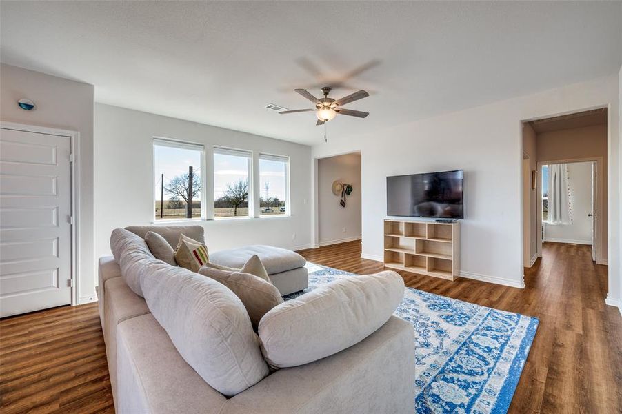 Furnished interior view inside a new home in , Gunter (Image 7).