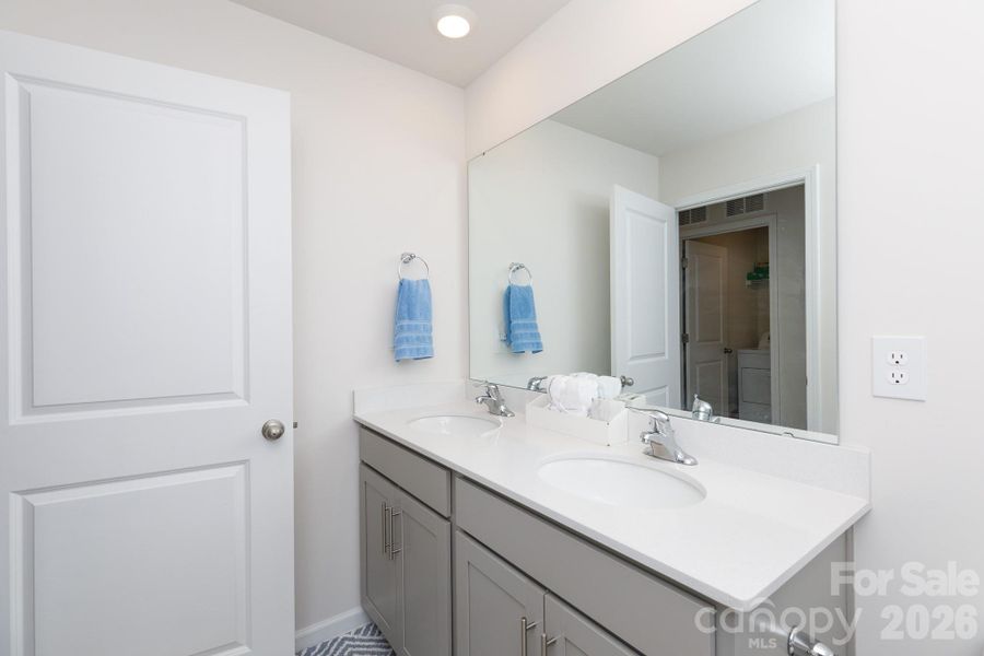 Furnished interior view inside a new home in Fergus Crossing, York (Image 9).