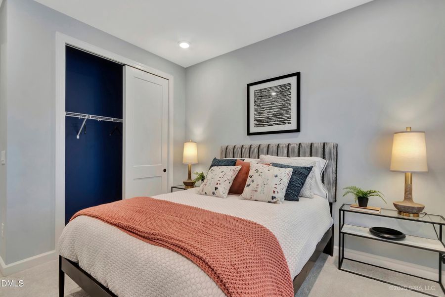 Guest Room Guest Room