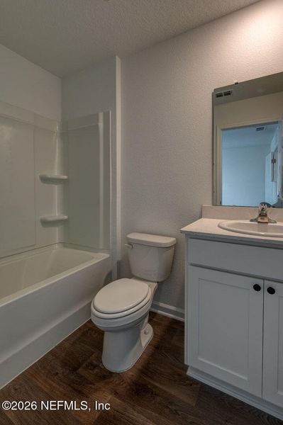 Furnished interior view inside a new home in , Middleburg (Image 8).