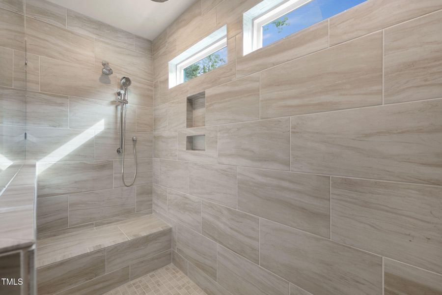 24-web-or-mls-1905-old-bramble-lane-fuqu