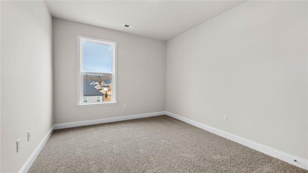 Spacious, unfurnished interior of a new home in Westland, Bogart (Image 25).
