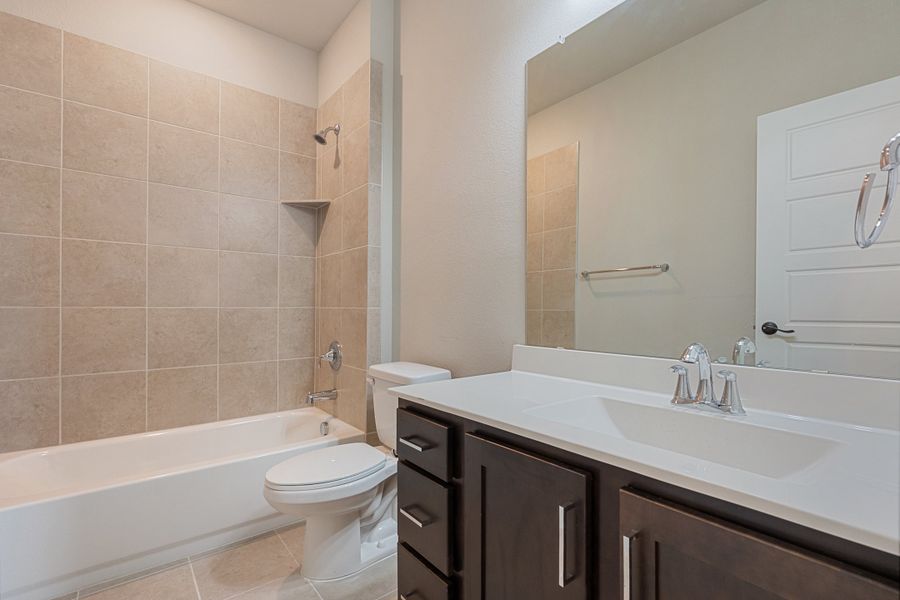 Representative furnished interior of a home built from the Isibelle by Heritage Towne in Heritage Towne, Midlothian (Image 9).