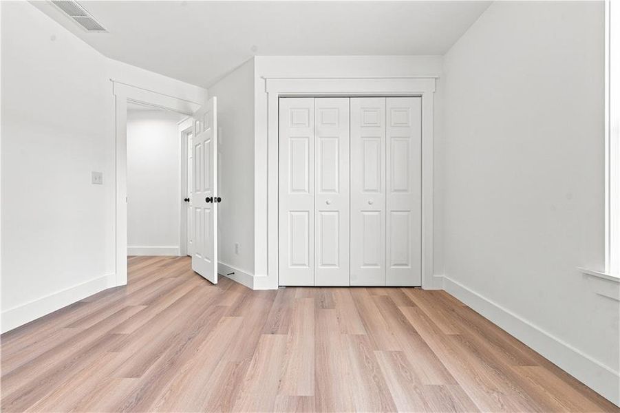 Spacious, unfurnished interior of a new home in , Dallas (Image 15). Spacious, unfurnished interior of a new home in , Dallas (Image 15).