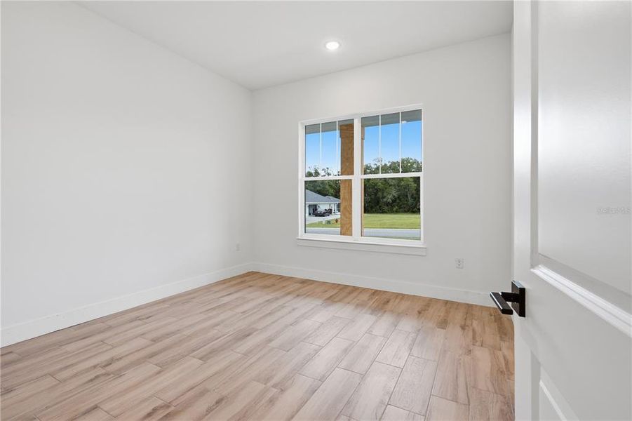 Spacious, unfurnished interior of a new home in , Dunnellon (Image 25). Spacious, unfurnished interior of a new home in , Dunnellon (Image 25).