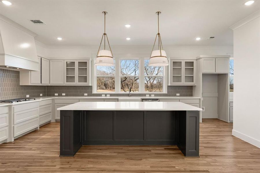Furnished interior view inside a new home in Rolling Creek Ranch, Aledo (Image 4). Furnished interior view inside a new home in Rolling Creek Ranch, Aledo (Image 4).