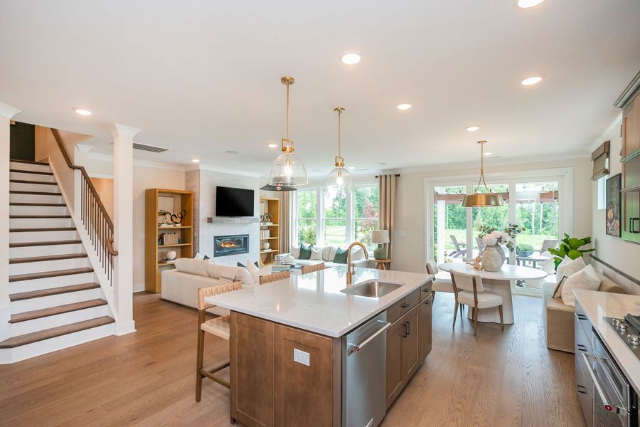 Representative furnished interior of a home built from the Continental by Pulte Homes in Glenview Farms, Murfreesboro (Image 20).