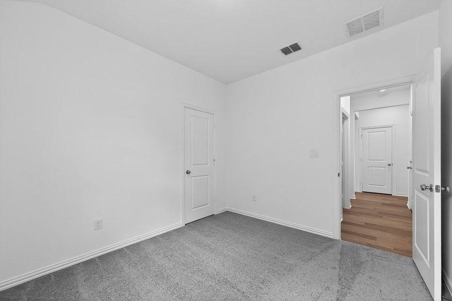 Spacious, unfurnished interior of a new home in Parks at Foster Crossing, Anna (Image 25).