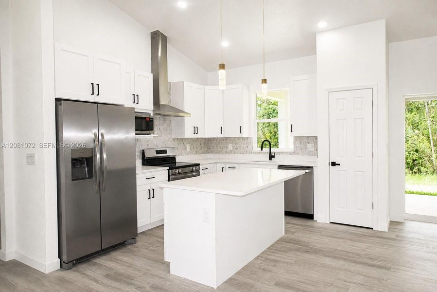 Furnished interior view inside a new home in , Sebring (Image 18).