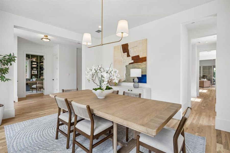 Furnished interior view inside a new home in , Dallas (Image 6).