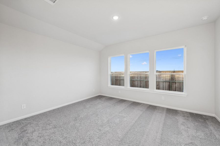 Spacious, unfurnished interior of a new home in Jubilee, Hockley (Image 23).