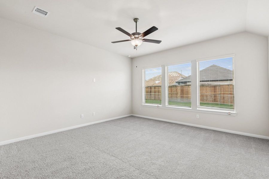 Spacious, unfurnished interior of a new home in Jordan Ranch 45' Homesites, Fulshear (Image 14). Spacious, unfurnished interior of a new home in Jordan Ranch 45' Homesites, Fulshear (Image 14).