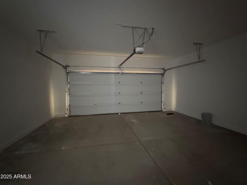 37 - 2.5 Car Garage 37 - 2.5 Car Garage