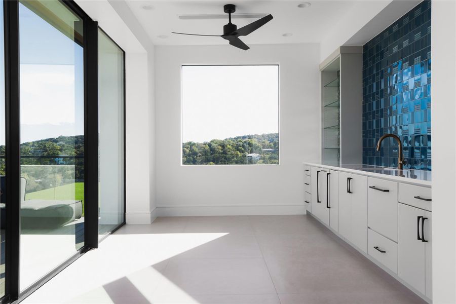 Spacious, unfurnished interior of a new home in , Austin (Image 22).