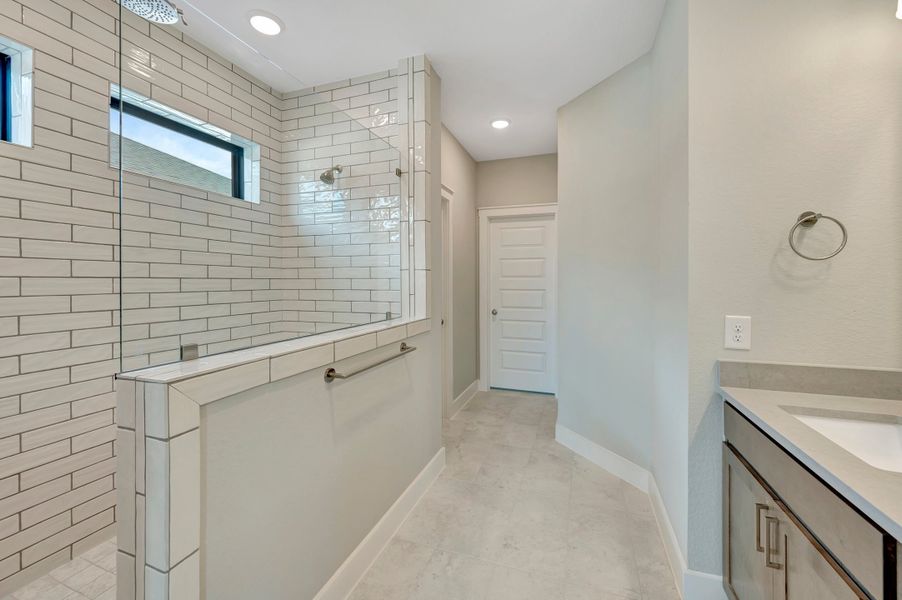Owner's Bath Owner's Bath