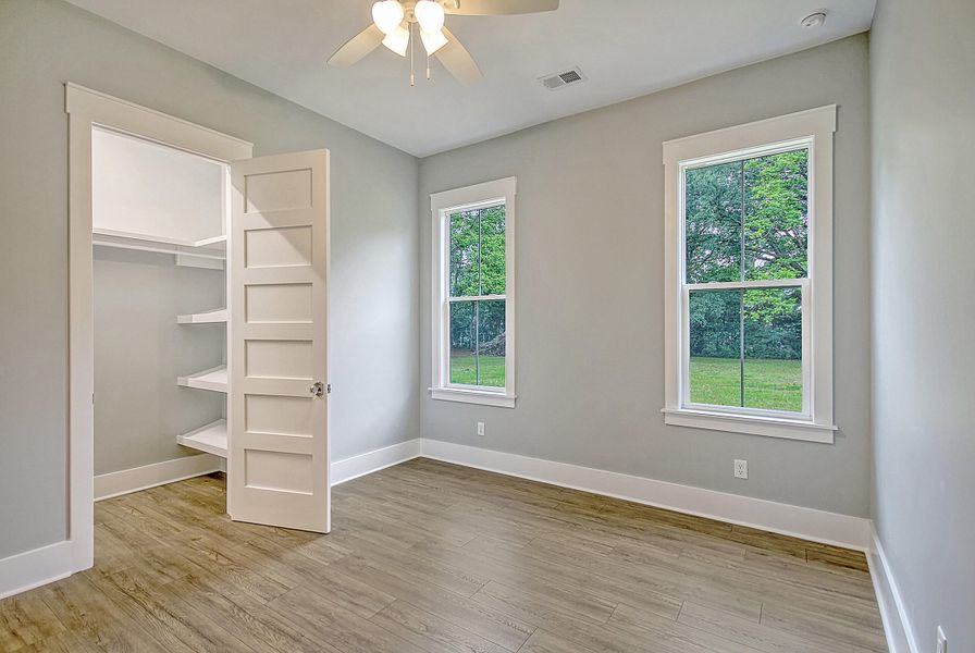 Spacious, unfurnished interior of a new home in , Huger (Image 8).