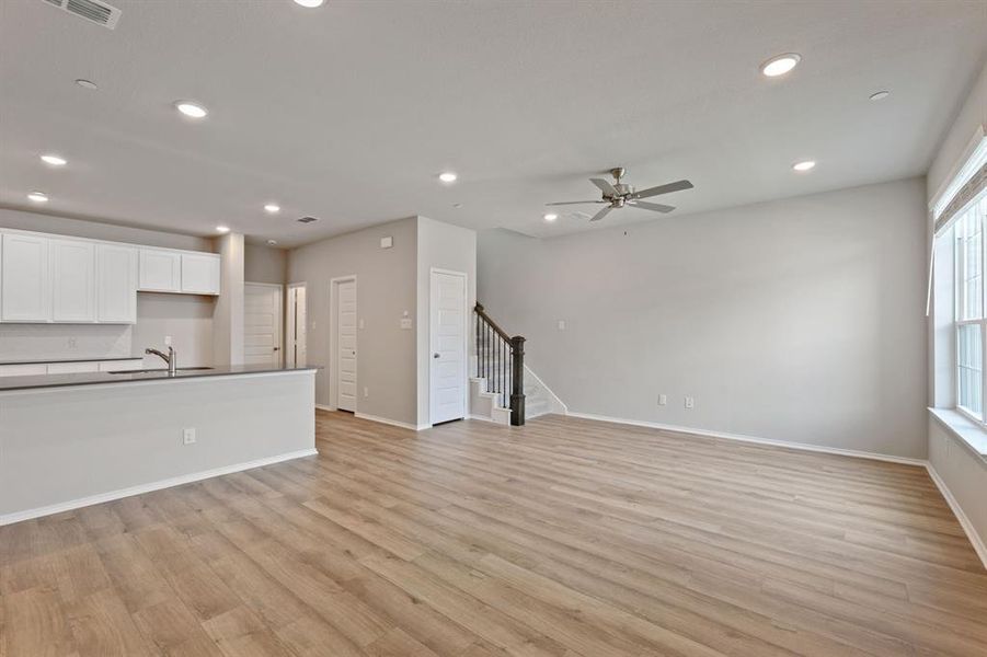 Image 28 of a home in Heartland Townhomes.