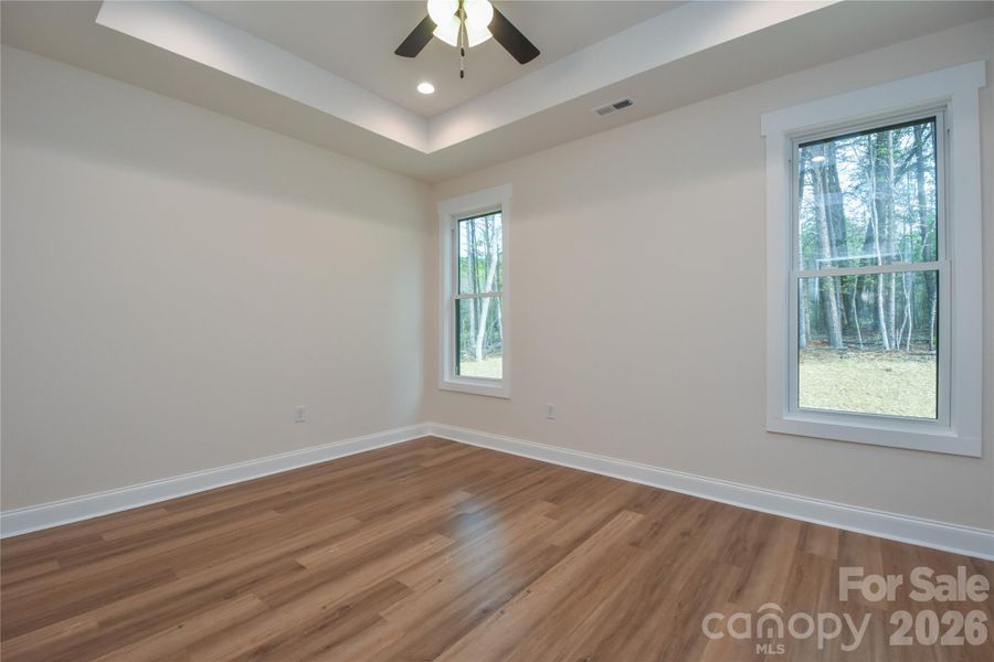 Spacious, unfurnished interior of a new home in , Catawba (Image 15).