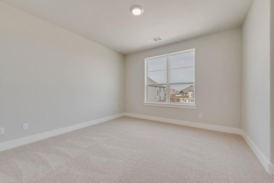 Spacious, unfurnished interior of a new home in Trails at Cottonwood Creek, Fate (Image 13).