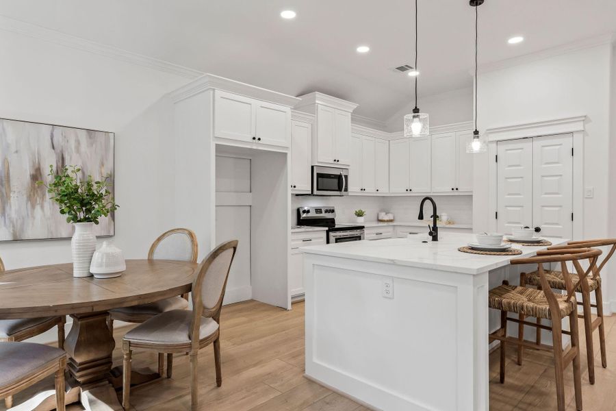 Photos are of a similar home – actual finishes and features may differ. Photos are of a similar home – actual finishes and features may differ.