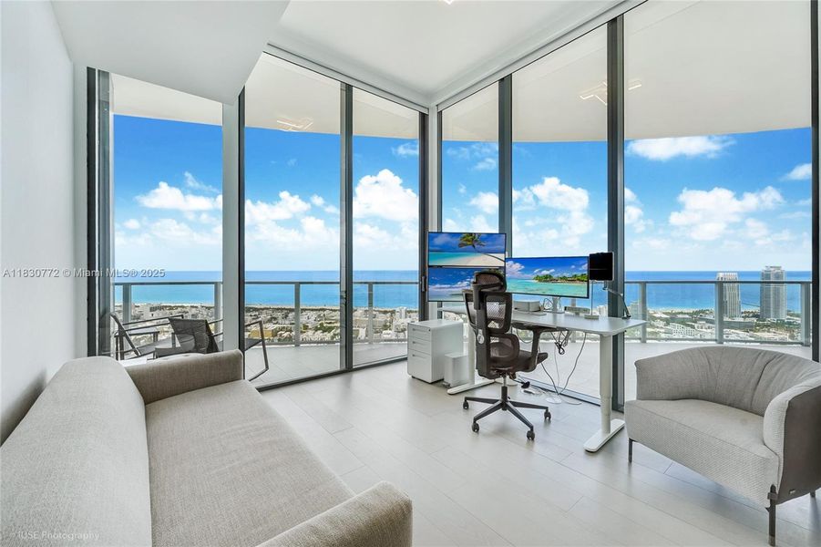 Furnished interior view inside a new home in Five Park, Miami Beach (Image 15).
