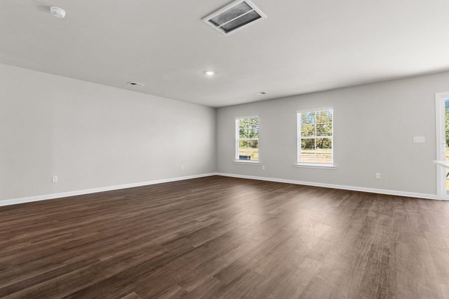 Spacious, unfurnished interior of a new home in Forts Ridge, Pelion (Image 17).