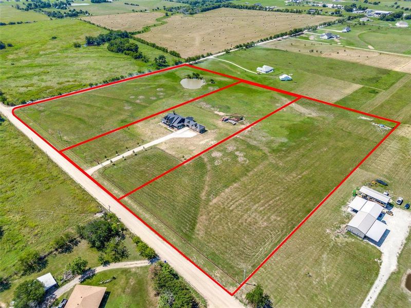 Image 38 of a home in . Image 38 of a home in .