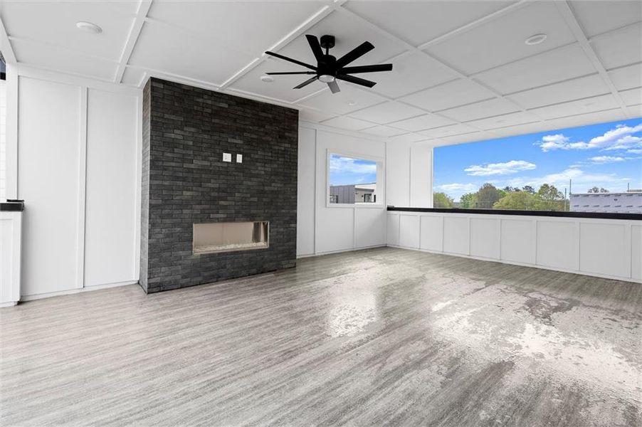 Spacious, unfurnished interior of a new home in , Alpharetta (Image 49).