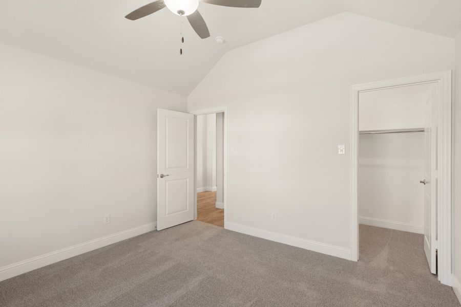 Spacious, unfurnished interior of a new home in Elevon, Lavon (Image 18).