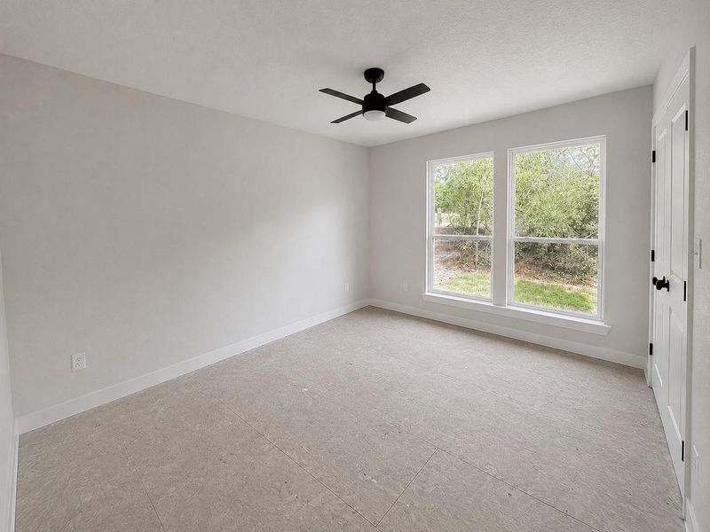 Spacious, unfurnished interior of a new home in , Marquez (Image 9).