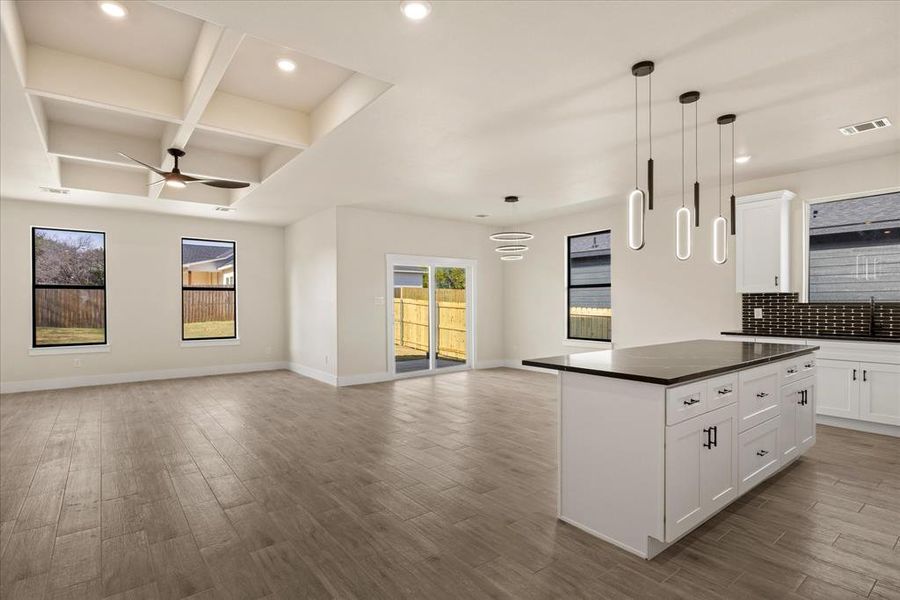 Furnished interior view inside a new home in , Granbury (Image 9).