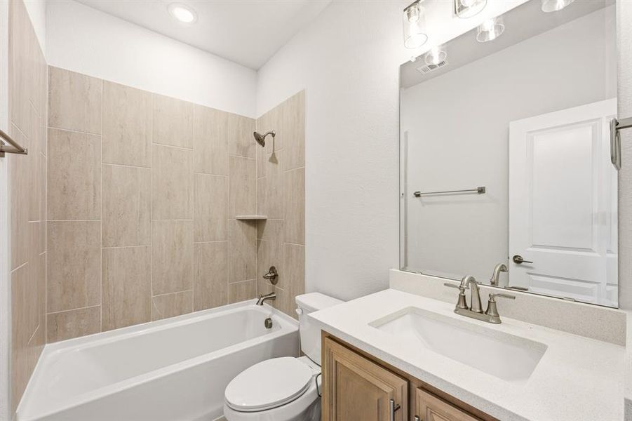 Furnished interior view inside a new home in Hayes Crossing, Midlothian (Image 16).