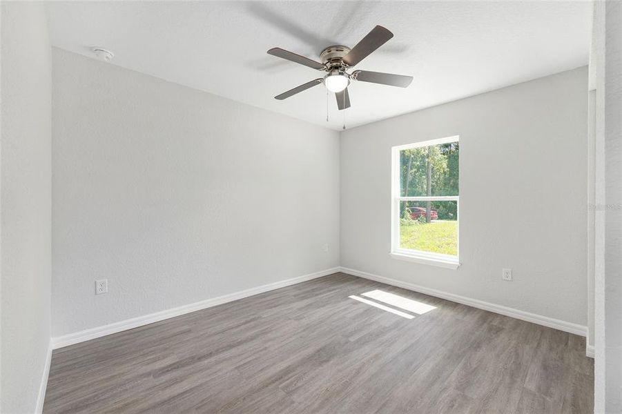 Spacious, unfurnished interior of a new home in , Ocklawaha (Image 13).