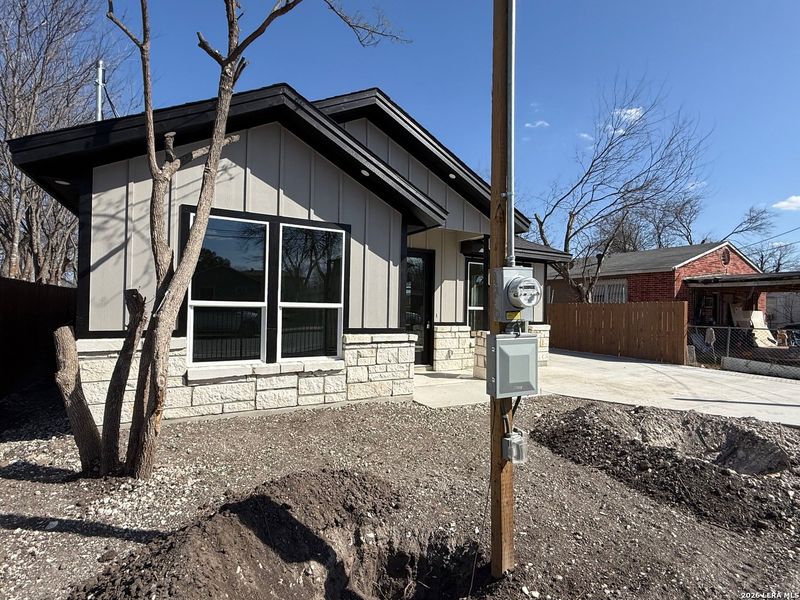 Image 30 of a home in .