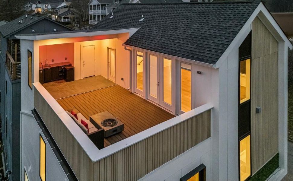 Exterior details and patio area of a home in , Atlanta (Image 30).